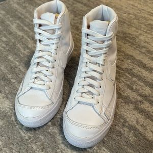 Nike Blazer Mid '77